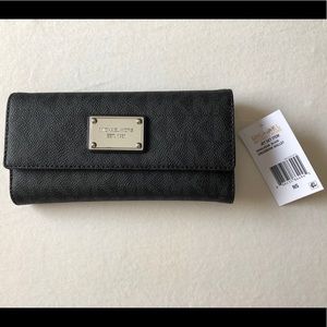 FLASH SALE Michael Kors Black Logo Wallet
